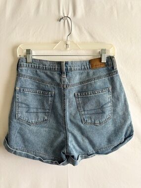 American Eagle High Rise Mom Shorts